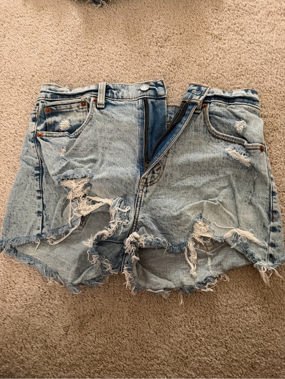 Abercrombie mom shorts size 27